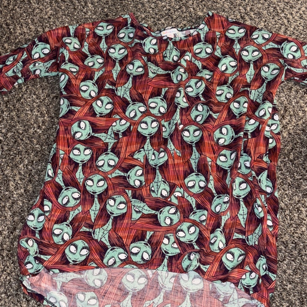 LuLaRoe Sally Short Sleeve Tee
